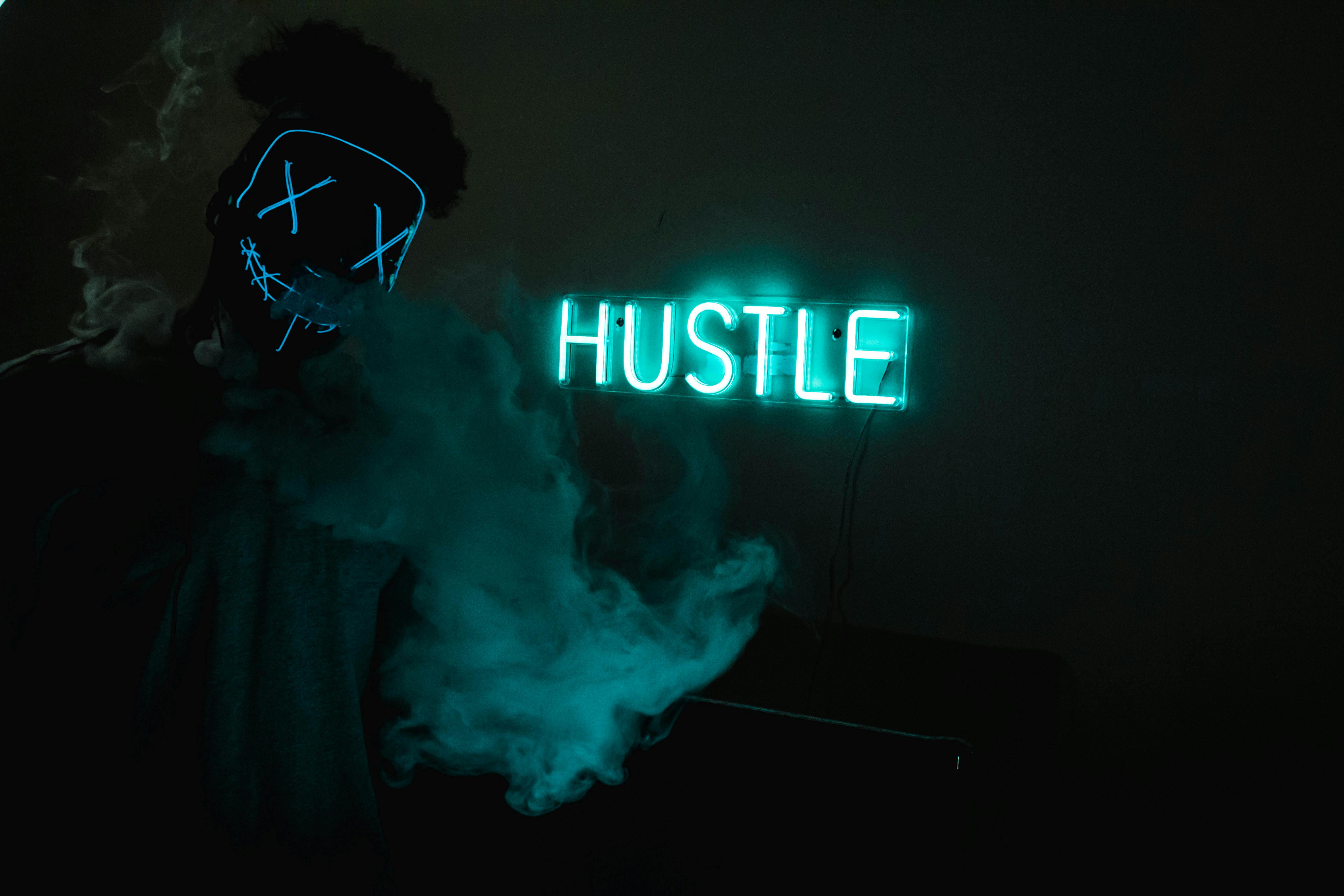 5 AI-Powered Side Hustles That Can Generate $1000+ Monthly