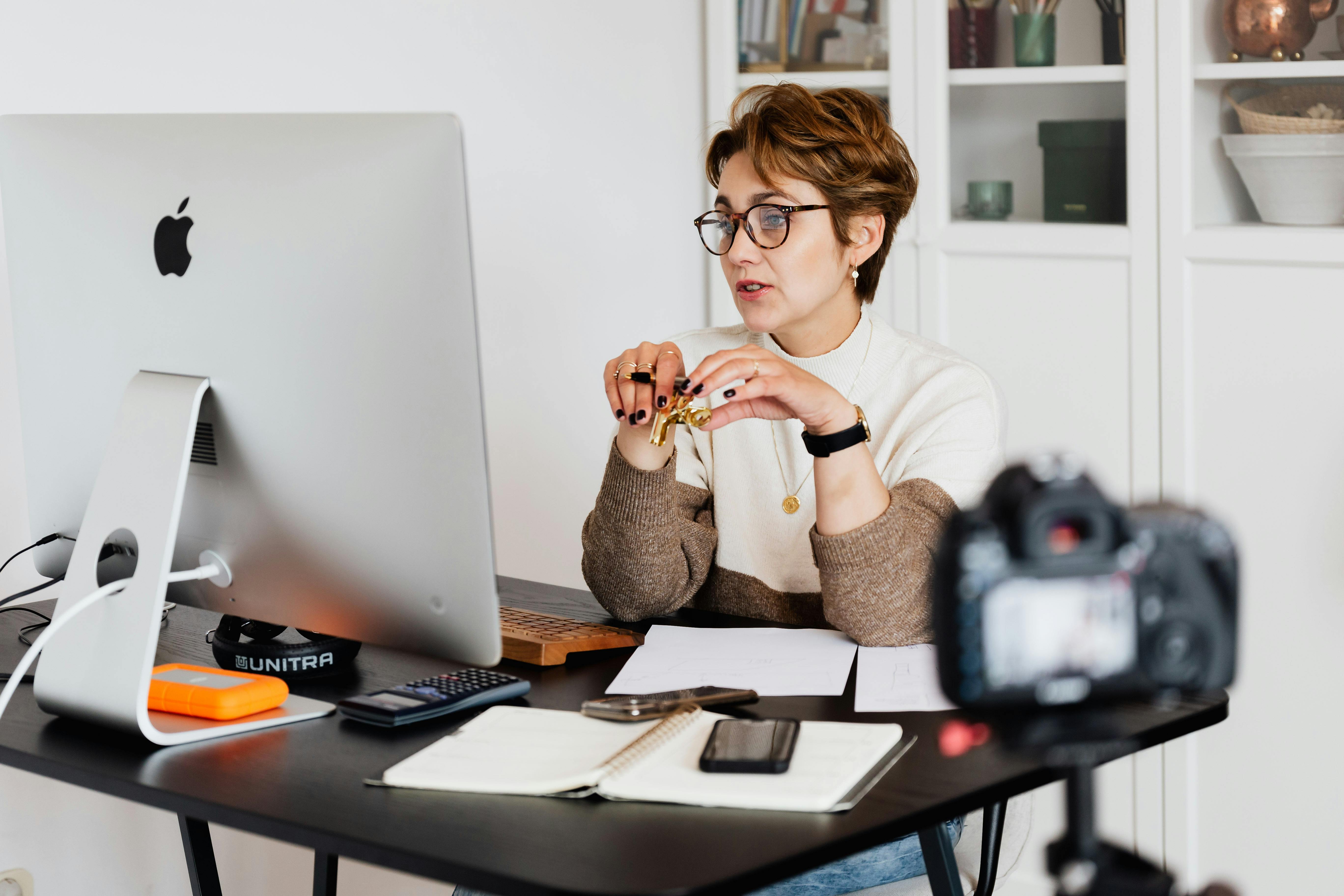 Launch a Profitable Online Course - A Deep Dive into Unique Strategies